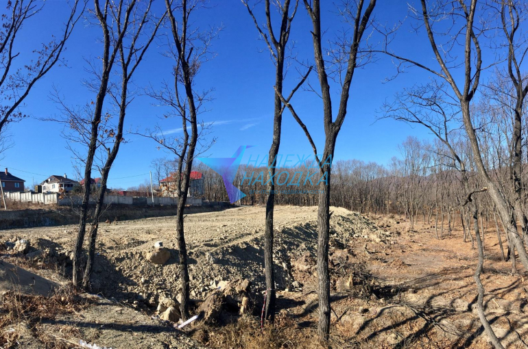 Продается земельный участок по ул. Сахалинская (район ДСУ)