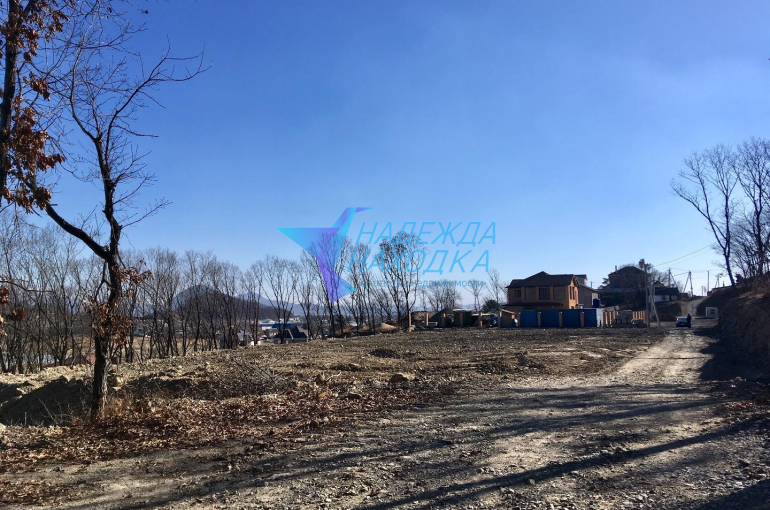 Продается земельный участок по ул. Сахалинская (район ДСУ)