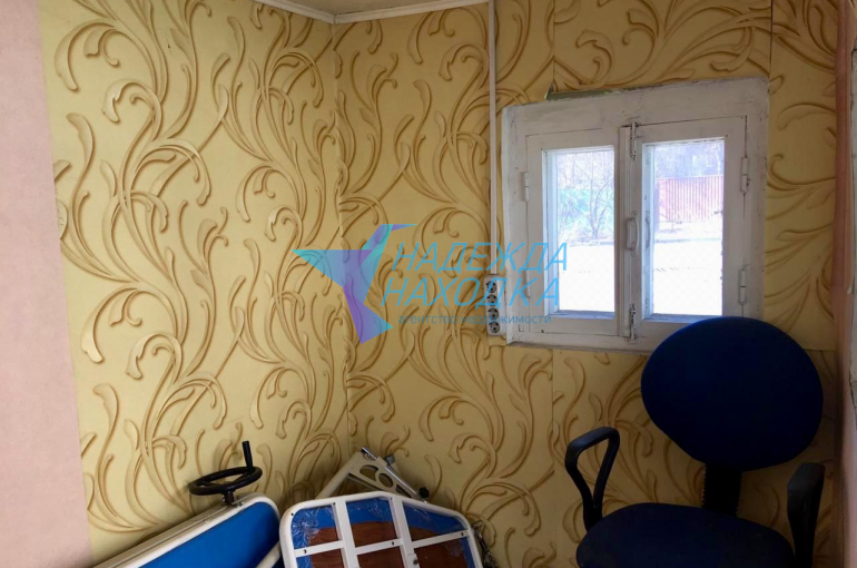 Сдается в аренду домик под обувную мастерскую.