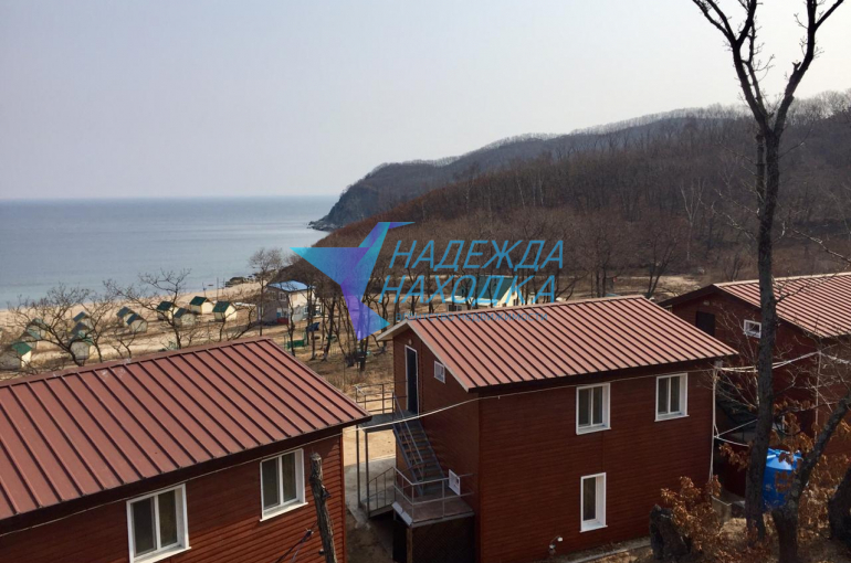 Продается Домик в Бухте Окуневая. База отдыха Век