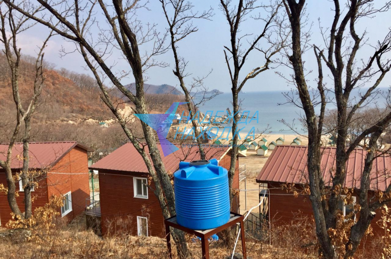 Продается Домик в Бухте Окуневая. База отдыха Век