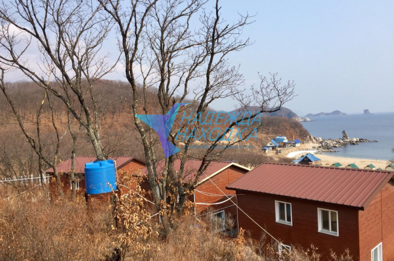 Продается Домик в Бухте Окуневая. База отдыха Век