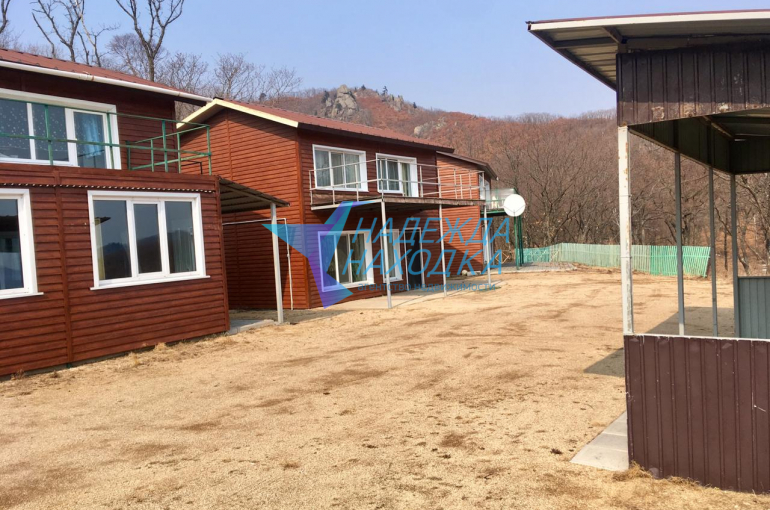 Продается Домик в Бухте Окуневая. База отдыха Век