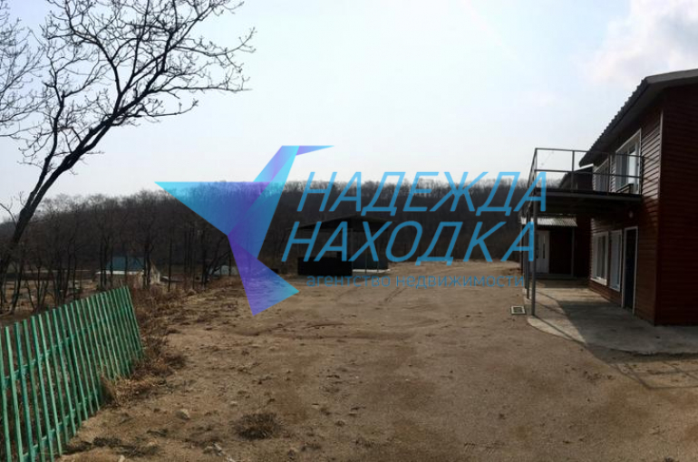 Продается Домик в Бухте Окуневая. База отдыха Век