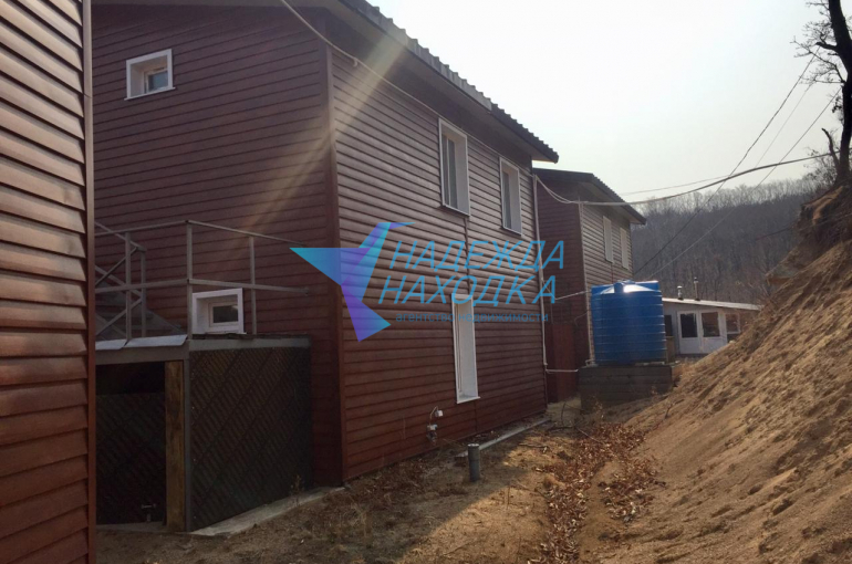 Продается Домик в Бухте Окуневая. База отдыха Век