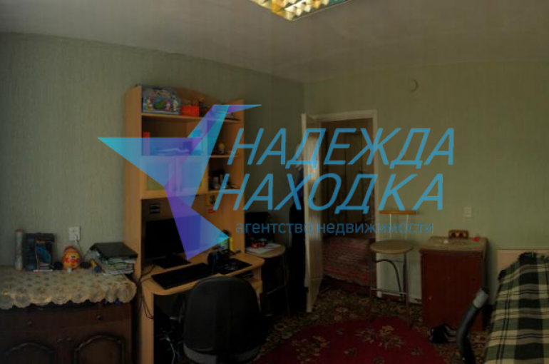 Продается 1/2 жилого дома. п. Козьмино.