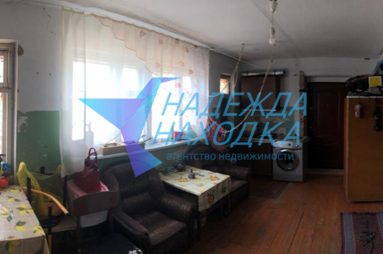 Продается 1/2 жилого дома. п. Козьмино.