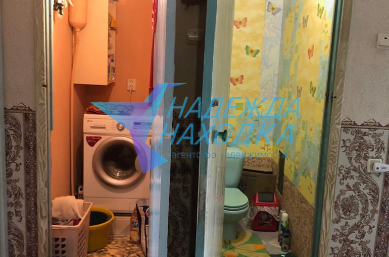 Продается 1/2 жилого дома. п. Козьмино.