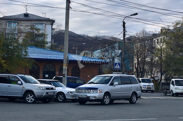 Сдается в Аренду помещение. Первая линия