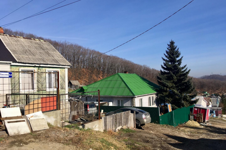 Продается часть жилого дома. Район Ленинской.