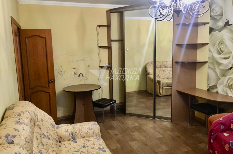 Сдается комната в трехкомнатной квартире с подселением на КПД