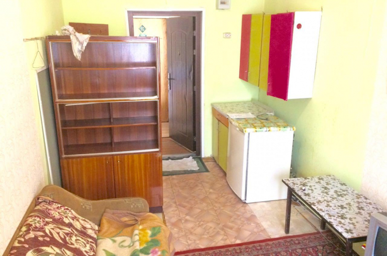 Сдается малосемейка на Горького