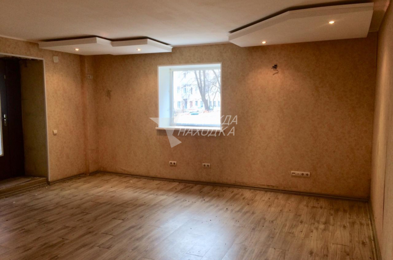 Продажа. Нежилое помещение на Ленинской.