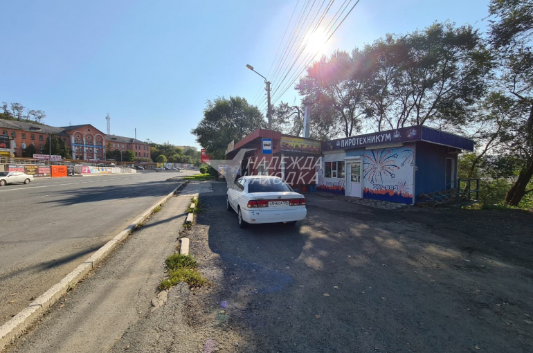 Продажа. Действующее КАФЕ и Торговый павильон на Тихоокеанской.