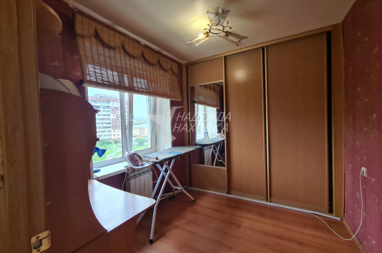 Продажа Четырехкомнатная Квартира с Балконом.
Спортивная 35