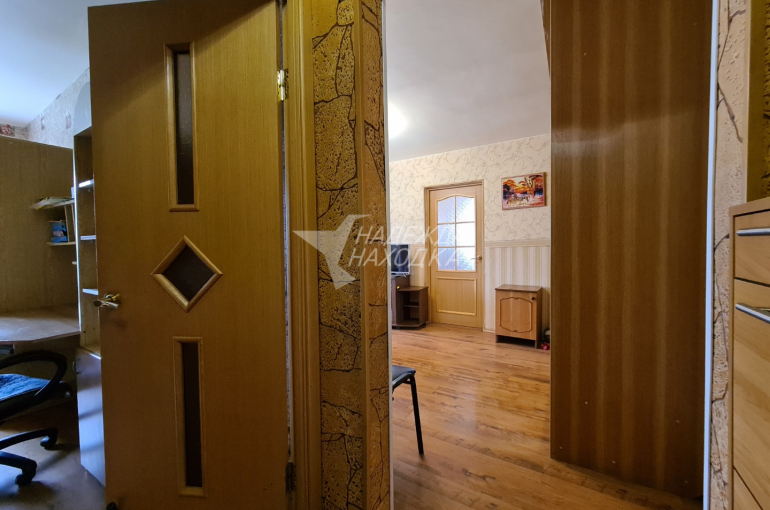 Продажа Четырехкомнатная Квартира с Балконом.
Спортивная 35