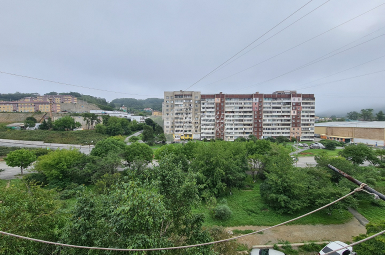 Продажа Четырехкомнатная Квартира с Балконом.
Спортивная 35