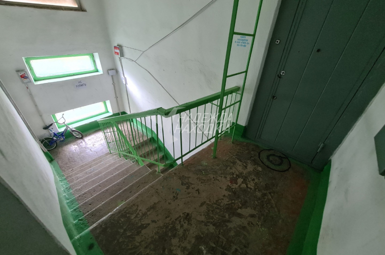 Продажа Четырехкомнатная Квартира с Балконом.
Спортивная 35