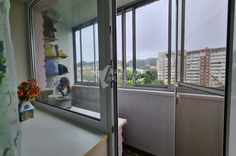 Продажа Четырехкомнатная Квартира с Балконом.
Спортивная 35