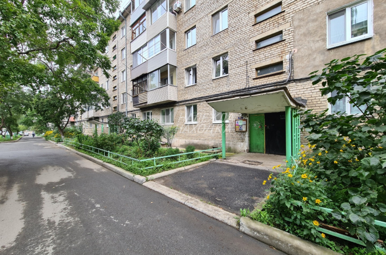 Продажа Четырехкомнатная Квартира с Балконом.
Спортивная 35