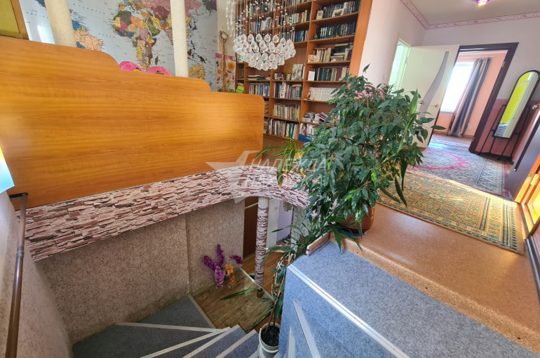 Продажа 2-х эт. Дом. Р-н Ленинская