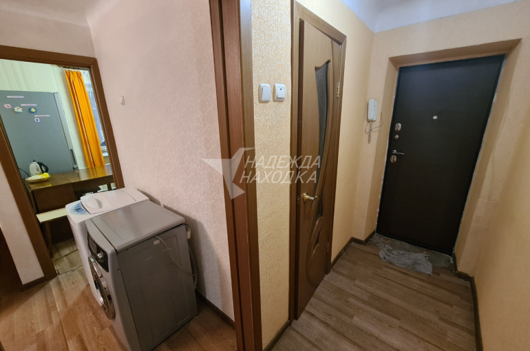 Продажа Трехкомнатная квартира с Балконом. Рыбный порт