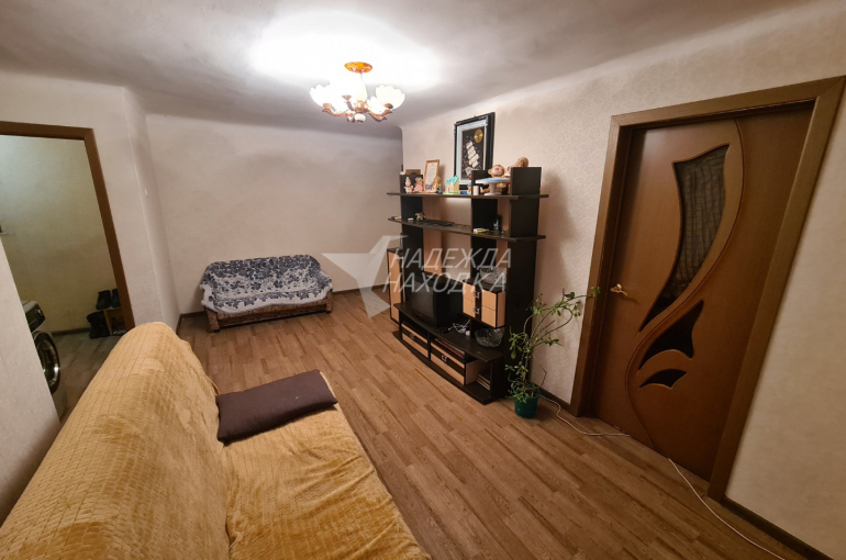 Продажа Трехкомнатная квартира с Балконом. Рыбный порт