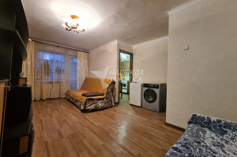 Продажа Трехкомнатная квартира с Балконом. Рыбный порт