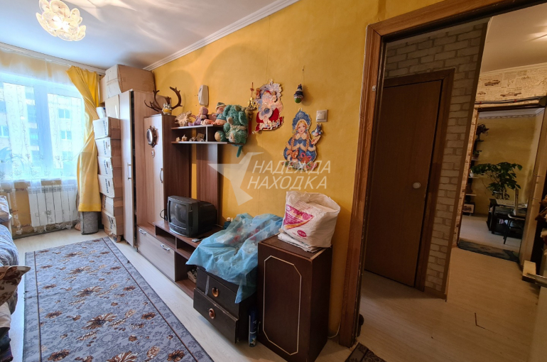 Продажа Двухкомнатная квартира. 3 этаж с Балконом