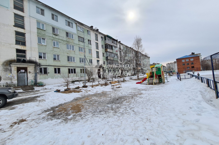 Продажа Двухкомнатная квартира. 3 этаж с Балконом