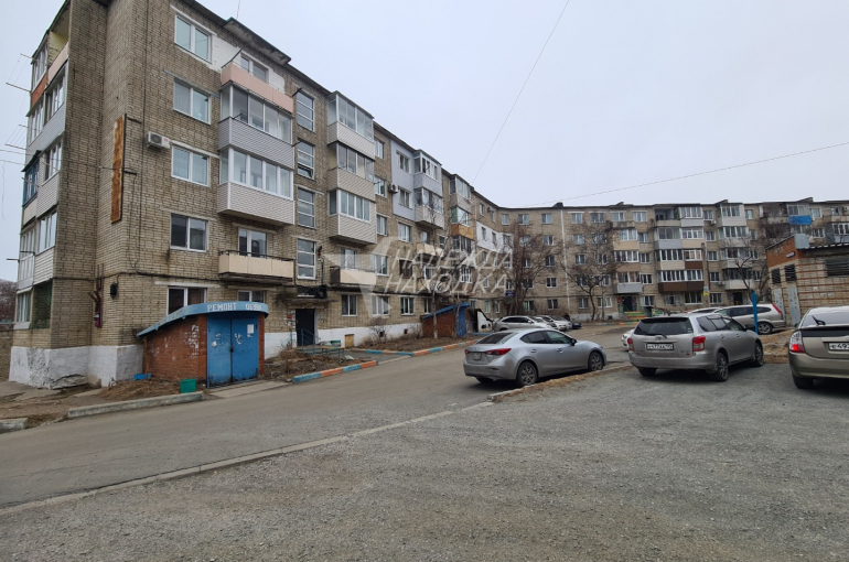 Продажа Двухкомнатная квартира. Врангель