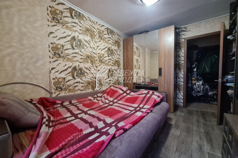 Продажа Двухкомнатная квартира. Врангель