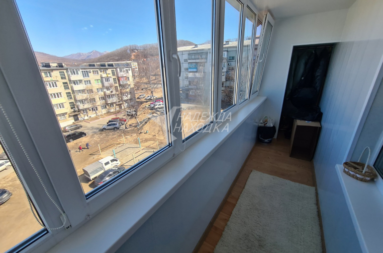 Продажа Двухкомнатная квартира с Двумя Балконами. Врангель.