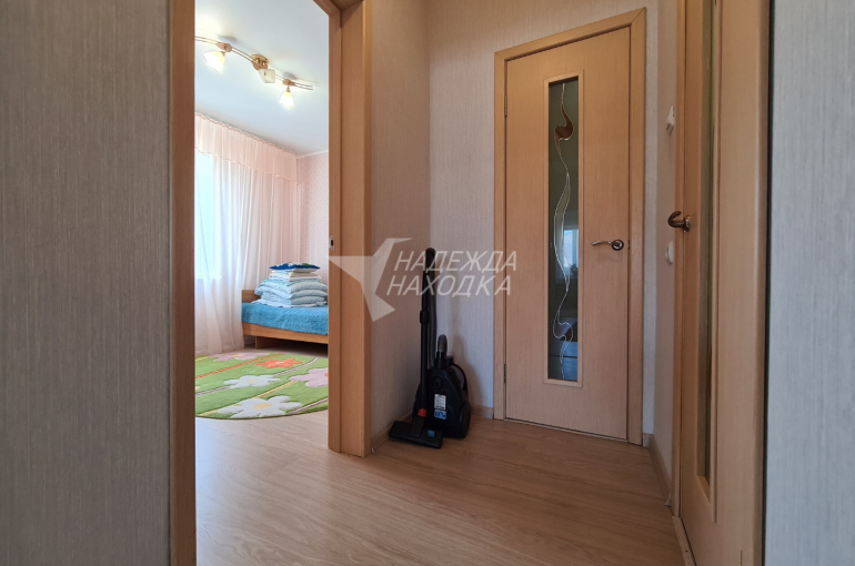 Продажа Двухкомнатная квартира с Двумя Балконами. Врангель.