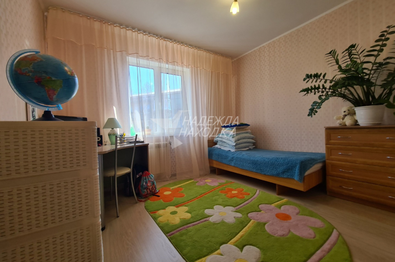 Продажа Двухкомнатная квартира с Двумя Балконами. Врангель.