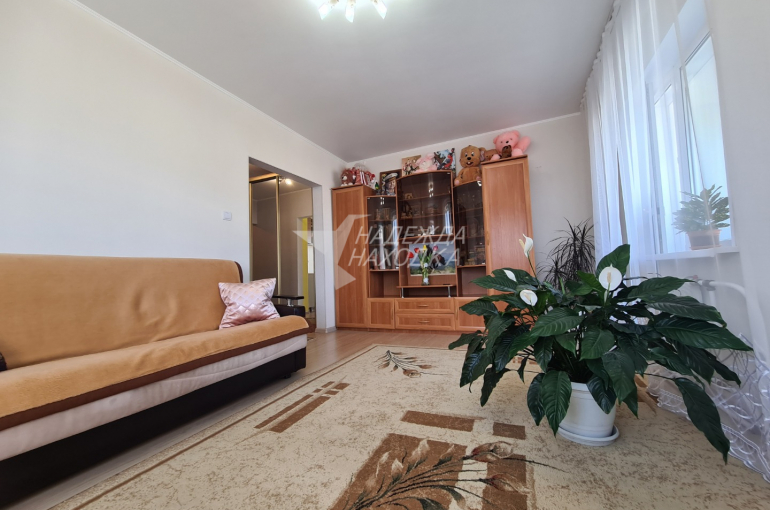 Продажа Двухкомнатная квартира с Двумя Балконами. Врангель.